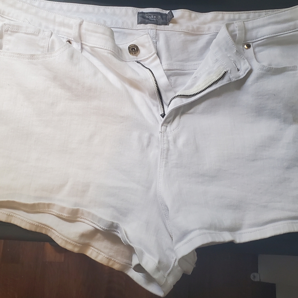 White Torrid jean shorts